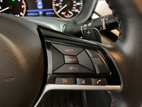 Certified 2023 Nissan Altima 2.5 SR AWD/4WD image 15