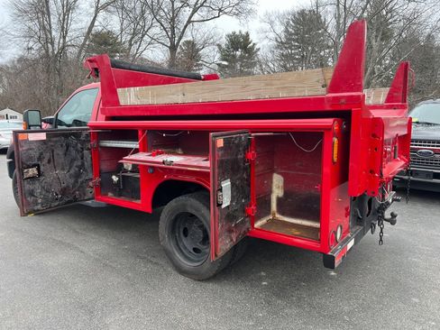 Used 2015 Ford F550 4x4 Regular Cab Super Duty image 18