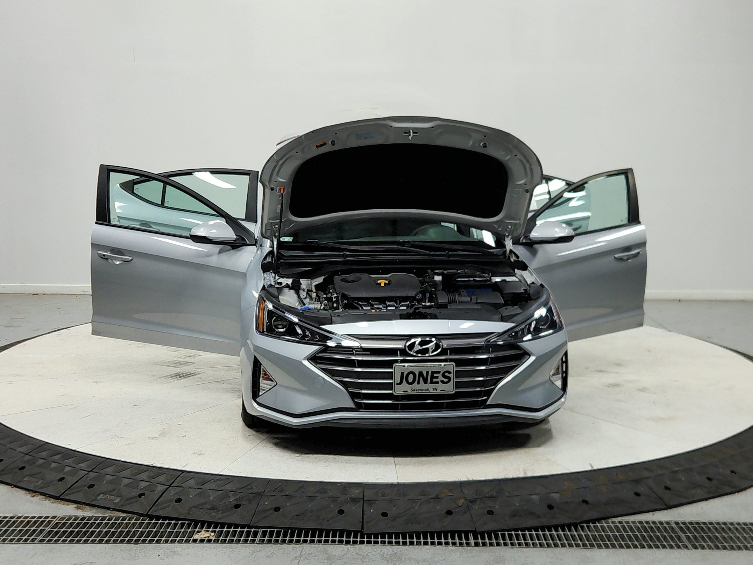 Used 2020 Hyundai Elantra Value Edition w/ Cargo Package (C1) FWD image 11