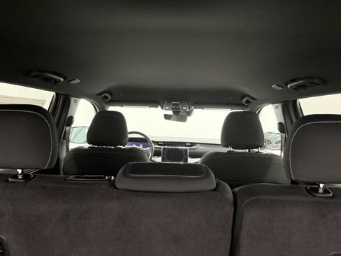 New 2026 Jeep Grand Cherokee Laredo image 10