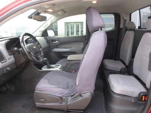 Used 2016 Chevrolet Colorado LT w/ LT Convenience Package image 15