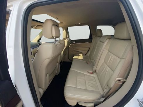 Used 2014 Jeep Grand Cherokee Limited AWD/4WD image 24