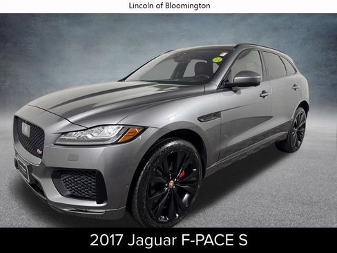 Used 2017 Jaguar F-PACE S AWD/4WD image 1