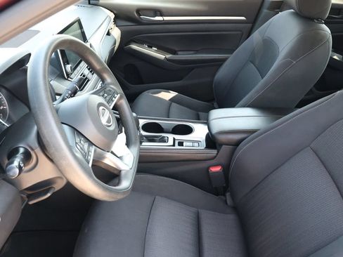 Used 2023 Nissan Altima 2.5 SV AWD/4WD image 13
