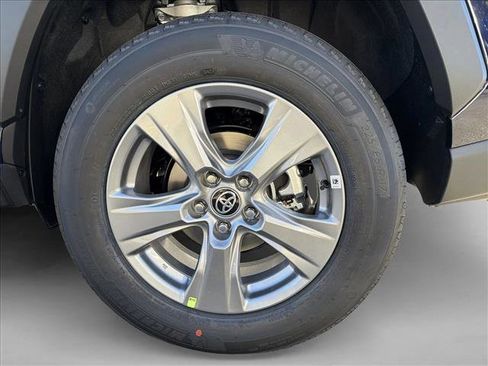 Certified 2025 Toyota RAV4 XLE w/ Convenience Package image 9