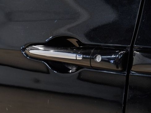 Used 2020 Chrysler Pacifica Limited FWD image 58