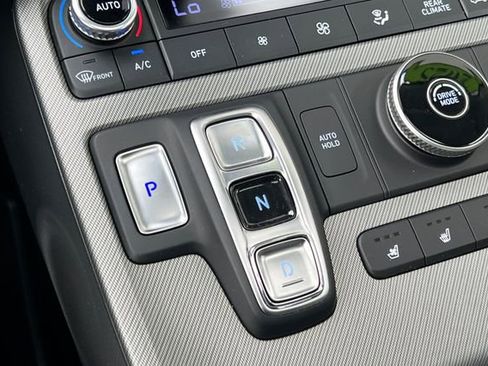 Used 2025 Hyundai Palisade SEL FWD image 28