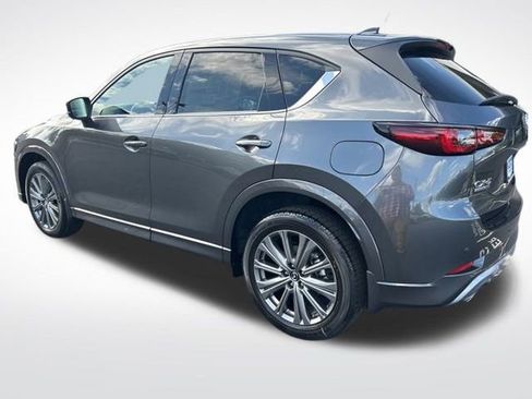 New 2025 MAZDA CX-5 Signature image 4