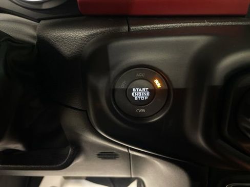 Used 2023 Jeep Wrangler Unlimited Rubicon w/ Cold Weather Group AWD/4WD image 25
