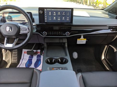 New 2026 Honda Prologue Touring image 18