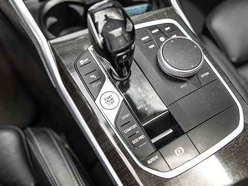 Used 2019 BMW 330i xDrive Sedan AWD/4WD image 30
