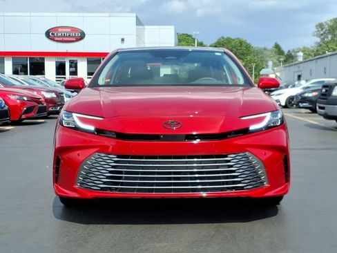 Used 2026 Toyota Camry XLE w/ Premium Plus Package AWD/4WD image 2