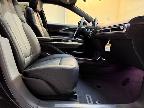 New 2026 Cadillac Lyriq Sport AWD/4WD image 53