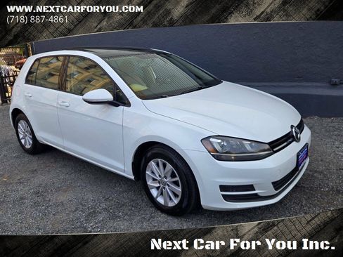 Used 2015 Volkswagen Golf S FWD image 4