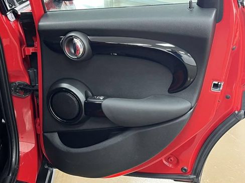 Used 2019 MINI Cooper S FWD image 22