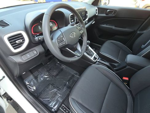New 2026 Hyundai Venue SEL FWD image 16