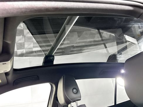 Certified 2023 Volkswagen ID.4 Pro S image 19