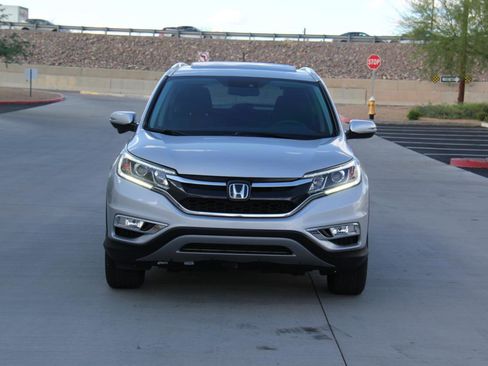 Used 2016 Honda CR-V Touring image 2