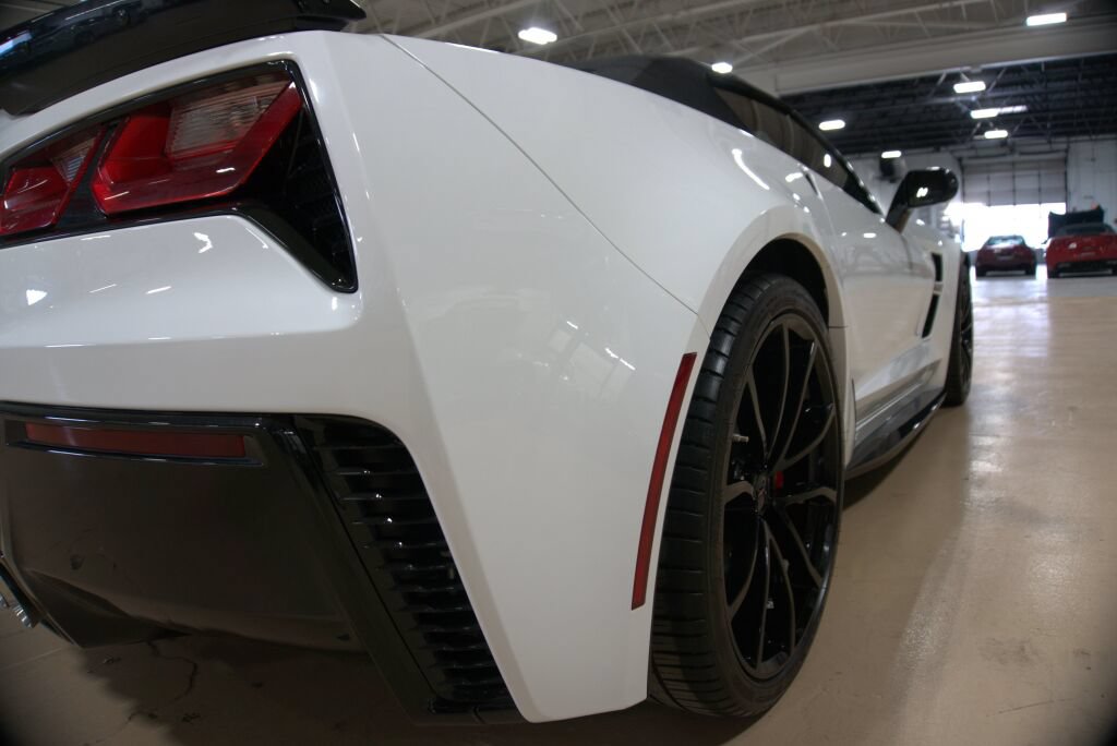 Used 2019 Chevrolet Corvette Grand Sport RWD image 40
