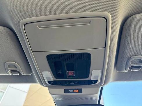 Used 2024 Honda Accord EX image 16