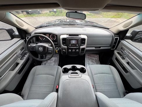 Used 2019 RAM 1500 Classic SLT image 23