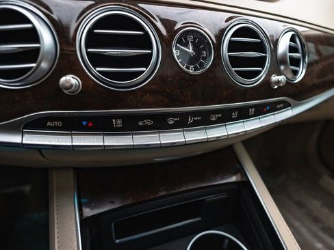 Used 2019 Mercedes-Benz S 450 Sedan image 23