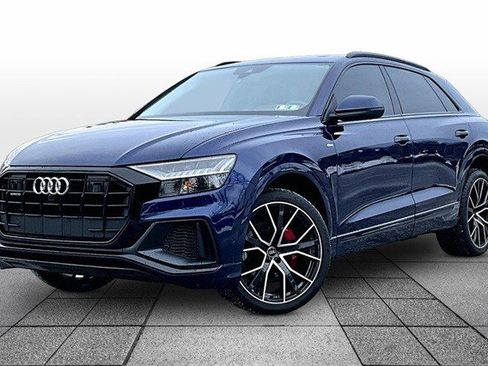 Used 2019 Audi Q8 Prestige w/ Luxury Package image 2