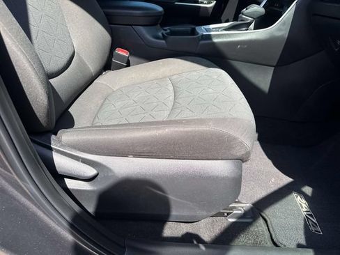 Used 2023 Toyota RAV4 XLE FWD image 16