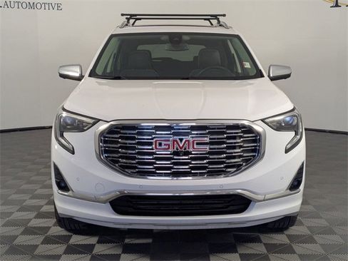 Used 2020 GMC Terrain Denali w/ Denali Premium Package image 3
