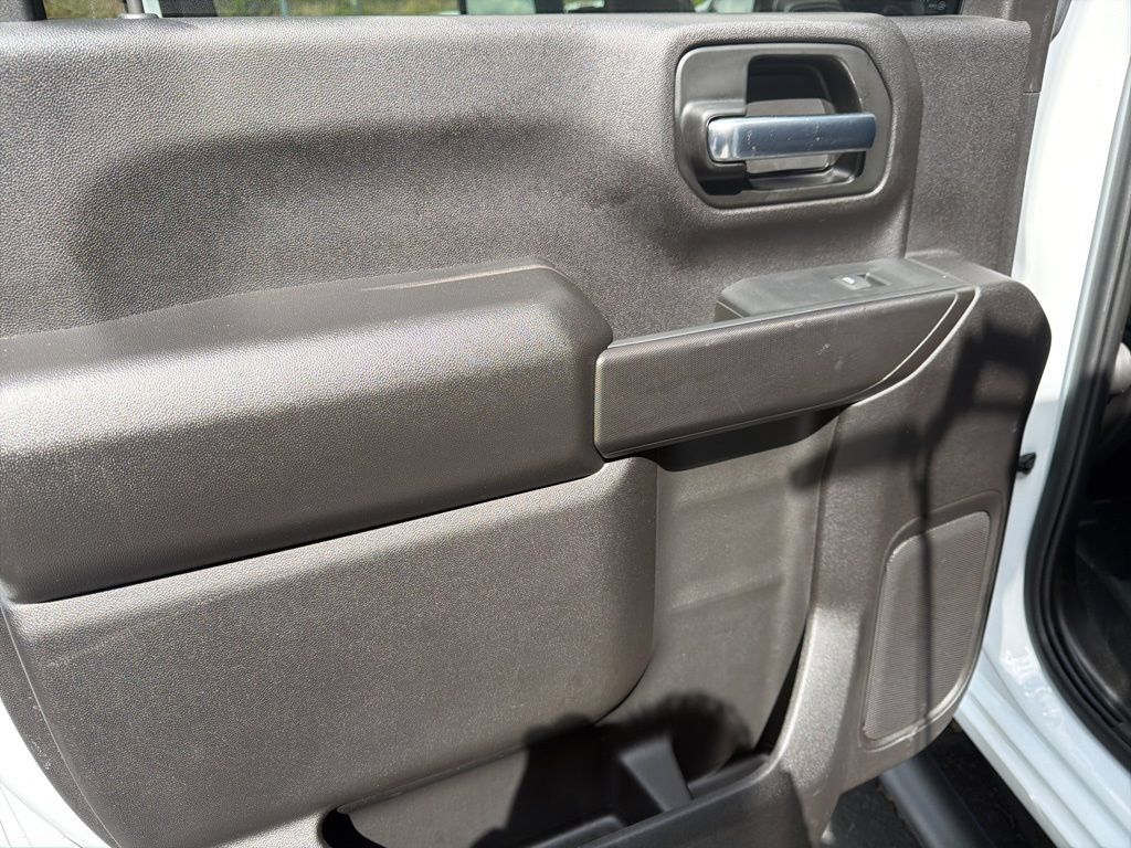 Certified 2024 GMC Sierra 3500 Pro w/ Convenience Package RWD image 17