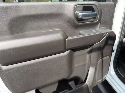 Certified 2024 GMC Sierra 3500 Pro w/ Convenience Package RWD image 17