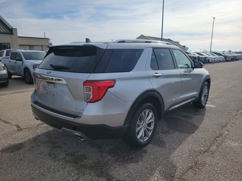 Used 2023 Ford Explorer Limited w/ Equipment Group 301A image 23