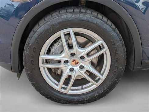 Used 2013 Porsche Cayenne Diesel AWD/4WD image 23