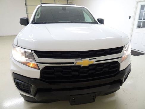 Used 2022 Chevrolet Colorado W/T w/ WT Convenience Package RWD image 9
