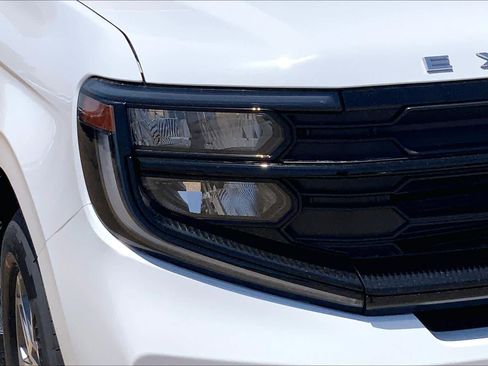 New 2026 Ford Expedition Active RWD image 13