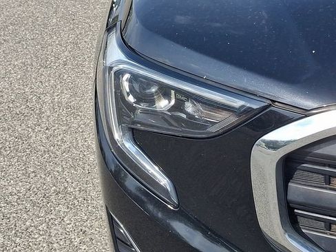 Used 2018 GMC Terrain SLE image 28