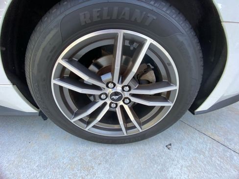 Used 2016 Ford Mustang Premium RWD image 26