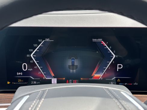 Used 2026 BMW X5 sDrive40i w/ Premium Package image 23