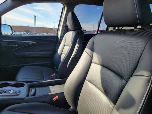 Certified 2023 Honda Ridgeline RTL image 14