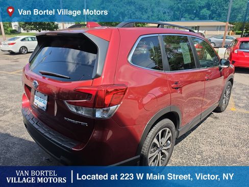 Used 2020 Subaru Forester Limited AWD/4WD image 6