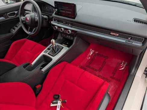 Used 2024 Honda Civic Type R image 18