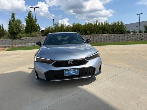 Used 2025 Honda Civic Sport image 2