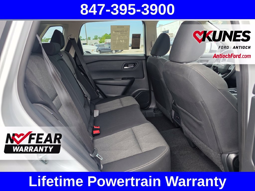 Used 2025 Nissan Rogue SV FWD image 37