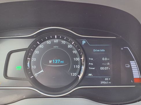 Used 2021 Hyundai Kona Ultimate w/ Cargo Package image 25