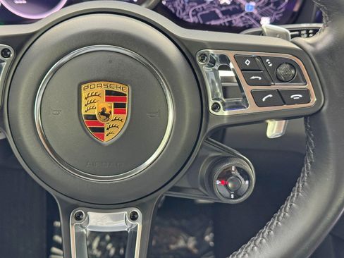 Used 2022 Porsche Cayenne Turbo S image 23