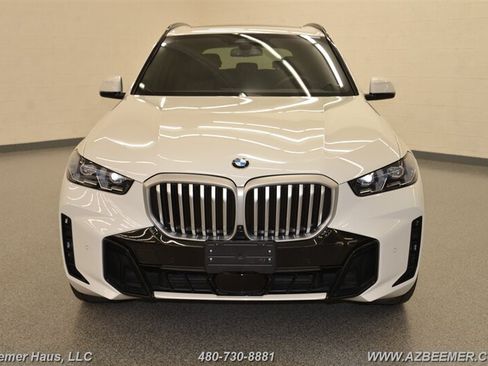 Used 2025 BMW X5 xDrive40i w/ M Sport Package AWD/4WD image 5
