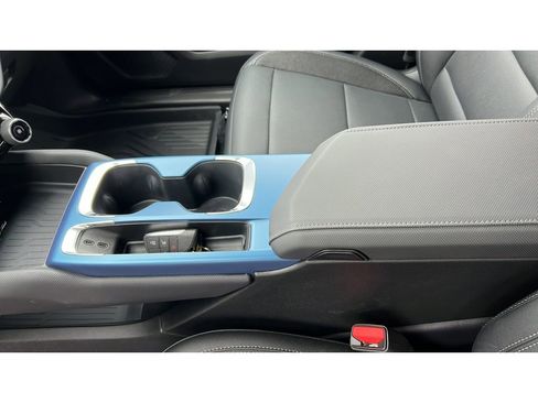 Certified 2025 Chevrolet Equinox EV LT image 20