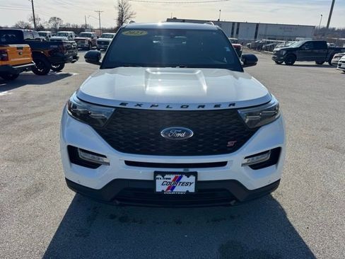 Used 2023 Ford Explorer ST w/ Equipment Group 401A image 8