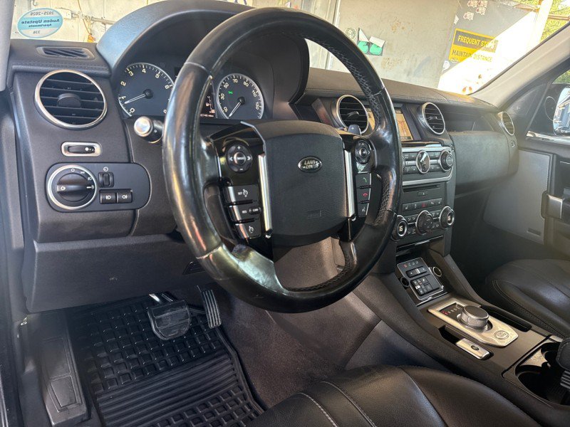 Used 2014 Land Rover LR4 HSE AWD/4WD image 14