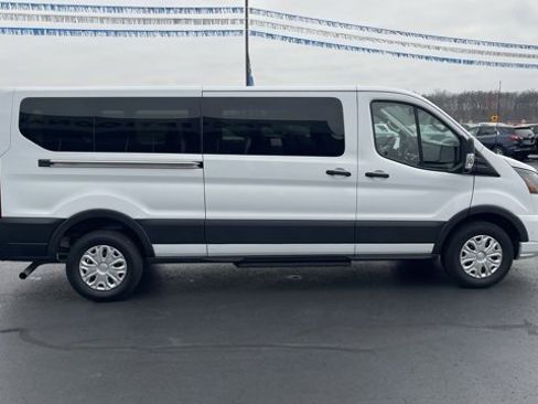 Used 2023 Ford Transit 350 XLT image 7